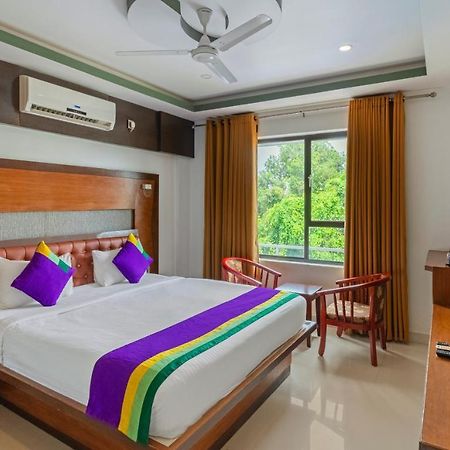 Treebo Premium Palmyra Milford, 2 Km From Alleppey Beach Alappuzha Buitenkant foto
