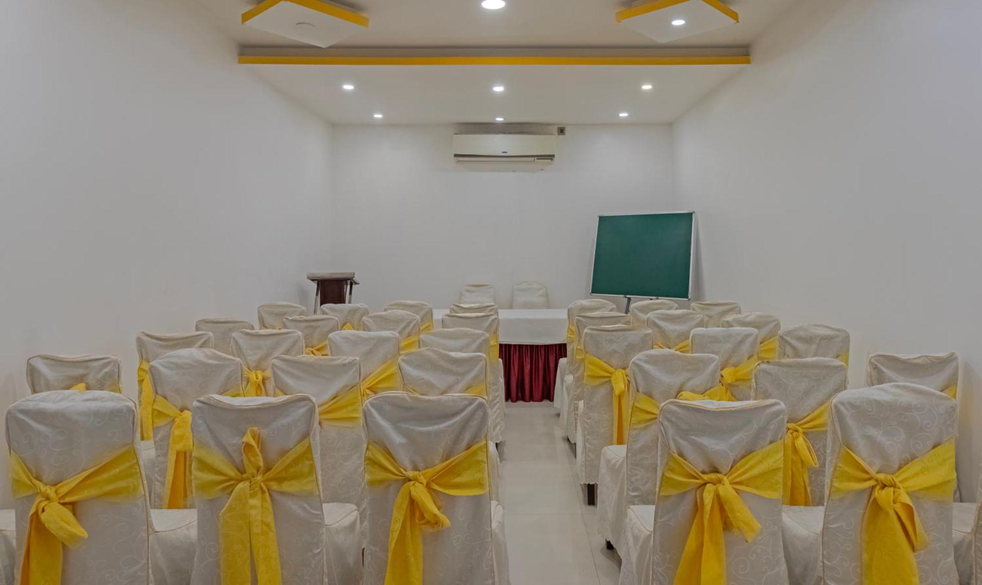 Treebo Premium Palmyra Milford, 2 Km From Alleppey Beach Alappuzha Buitenkant foto